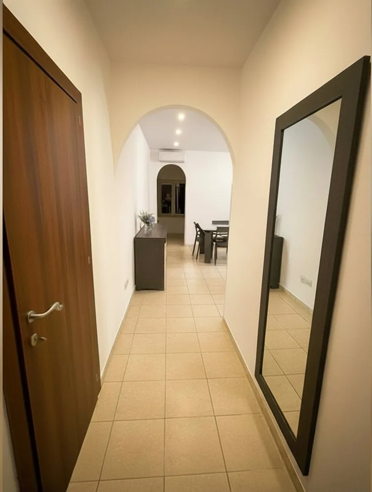 Casa Vichy, corridoio d'ingresso
